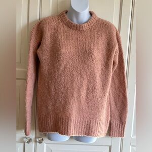 The Group By Babaton Lux oversize Alpaca Blend
Crew  Sweater peach color Sz xxs